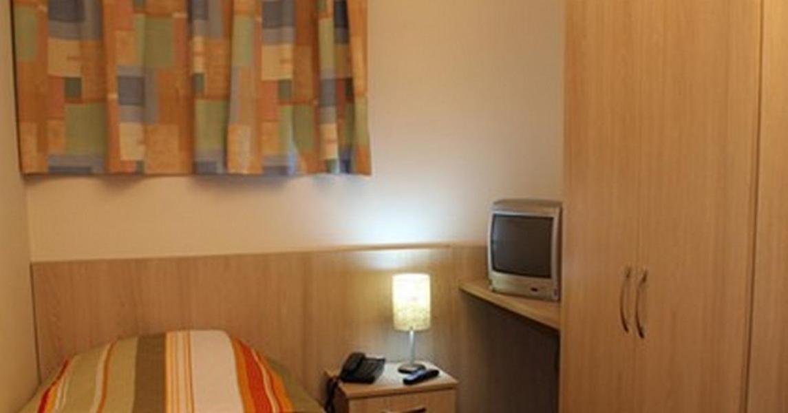 Euro Hotel Куритиба Экстерьер фото